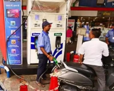 Petrol Diesel Price: पेट्रोल के कीमत में आयी कमी सस्ता हुआ दाम