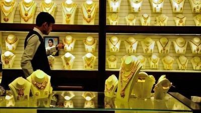 Gold Price Today: Weakness in rupee increases price of gold and silver
