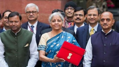 मोदी सरकार के दूसरे कार्यकाल का अंतिम बजट पेश करेंगी वित्त मंत्री सीतारमण, जानिए कैसे रही है भारतीय अर्थव्यवस्था की रफ़्तार
