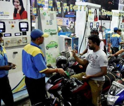 Petrol Diesel Price: Petrol-diesel gets cheap in many cities, know today's rate