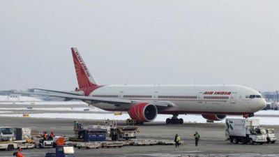 अल्कोहल में फेल हुआ एयर इंडिया का पायलट, तीन महीने के लिए सस्पेंड
