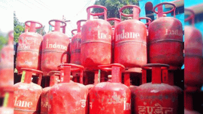 Big relief for common man in lockdown, heavy fall in gas cylinder prices