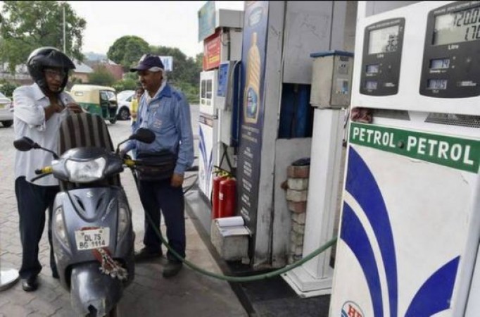 Petrol-diesel prices remain unchanged even today, Know here