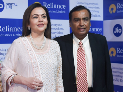 Mukesh Ambani is at number three in list of India's charitable persons, know who is the country's biggest donor