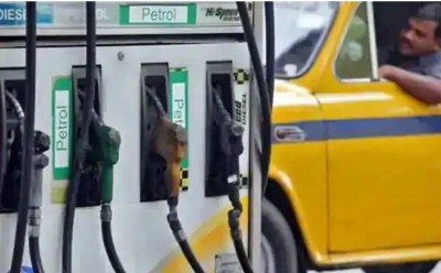 Petrol-diesel prices falls again today, know today's rate