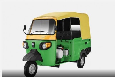 Piaggio comes out with new models to tap alternate fuel segment