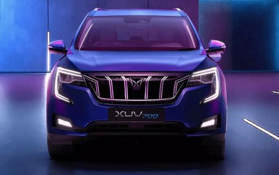 M&M adds two new variants to premium SUV XUV700