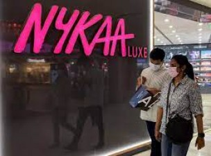 Market Turbulence: Nykaa Shares Slide 11% - What's Next?