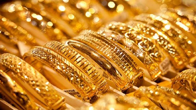 Gold prices drop drastically, Know today's rate