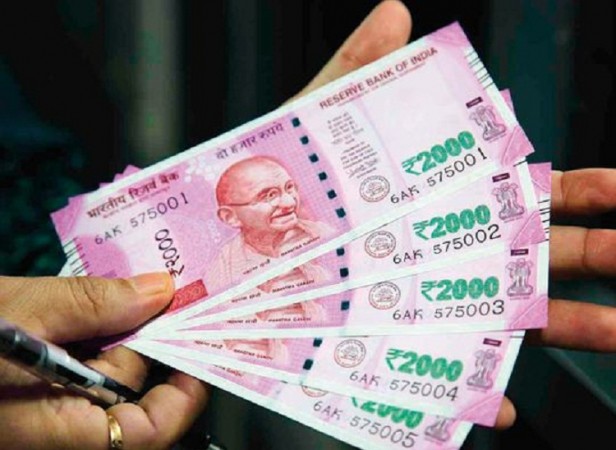 Rupee rises 15 paise against the dollar to close the day at 76.15