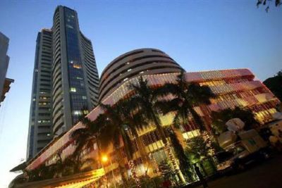 Sensex make a gap of 32,000 mark for the first time