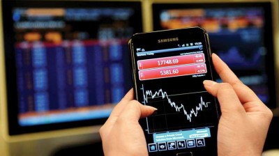 Sensex sparkles 359 Points, Nifty Ends Above 15,700; financial, pharma stocks lead