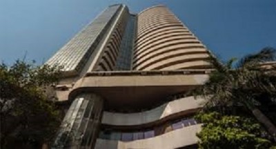 Market Closing: Sensex slips 186 pt; Nifty settles below 15,800