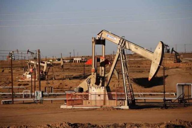 Oil fields auction extended to one month more