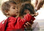 वर्ल्ड बैंक रिपोर्ट : दूसरे देशों की तुलना में भारत में घटा गरीबी का अनुपात