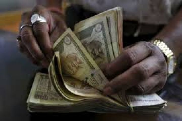 Rupee takes a hike of 16 paise against dollar in early trade