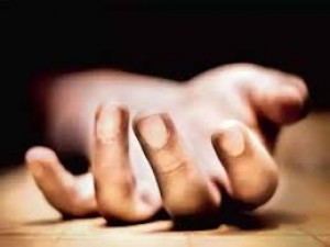 कर्नाटक: पति की मौत का दुःख सह नहीं पाई पत्नी, बेटे को मारकर खुद दी जान