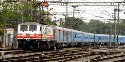 Four coaches of the Vijayawada-Machilipatnam passenger train derail