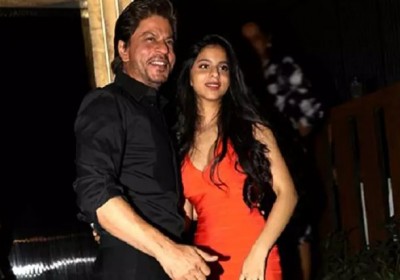 मेबलिन की ब्रांड एंबेसडर बनी बेटी सुहाना तो ख़ुशी से झूम उठे SRK, तारीख में कही ये बात