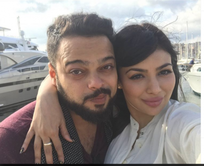 Ayesha Takia's husband lends his Gulf hotel to BMC for Quarantine centre
