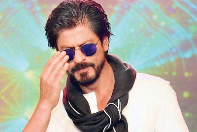 Shah Rukh Khan prays for Cyclone Amphan’s victims