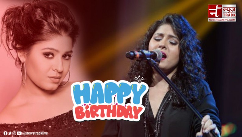 Once Sunidhi Chauhan used to sing songs in stages, then such her luck shone