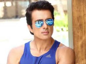 Independence Day Parade: Sonu Sood To hoist Tricolour abroad, will become Grand Marshal!