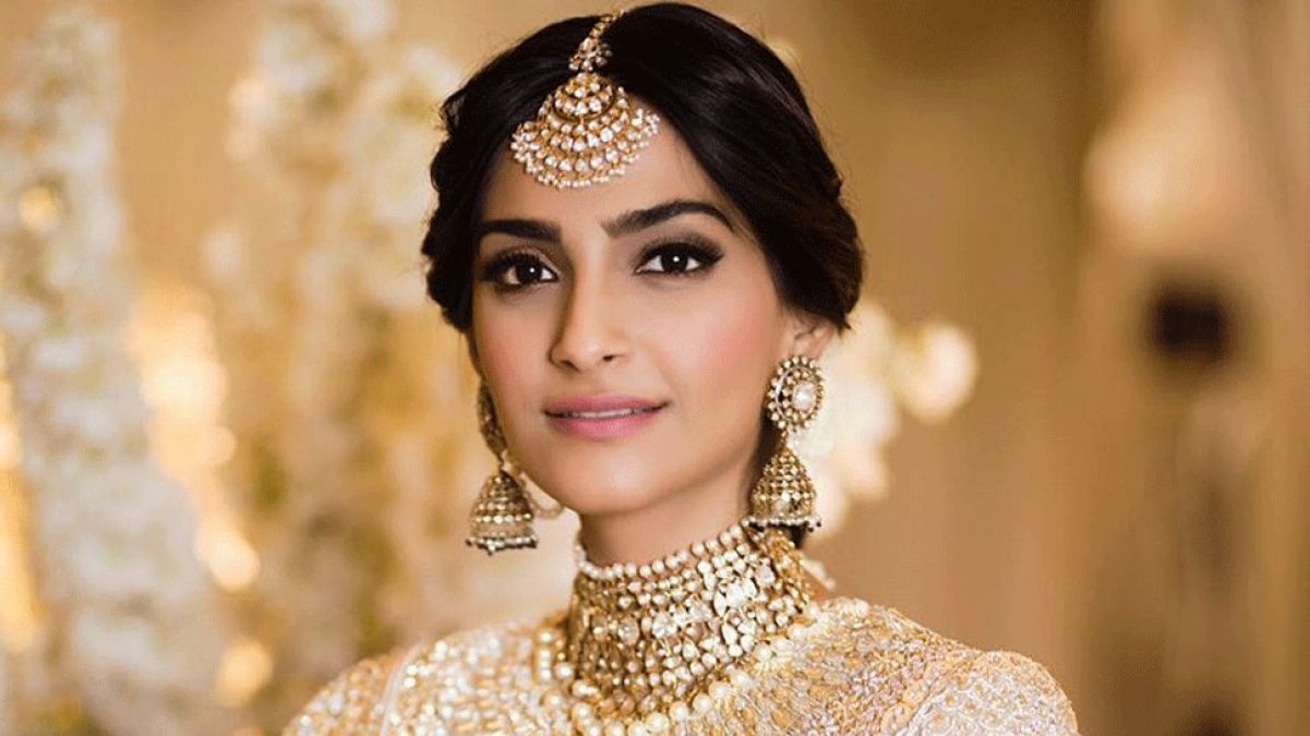 Sonam Kapoor reveals she lacks this thing in her body