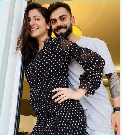 Good News! Virat Kohli and Anushka Sharma announce pregnancy, 'baby bump' photo goes viral
