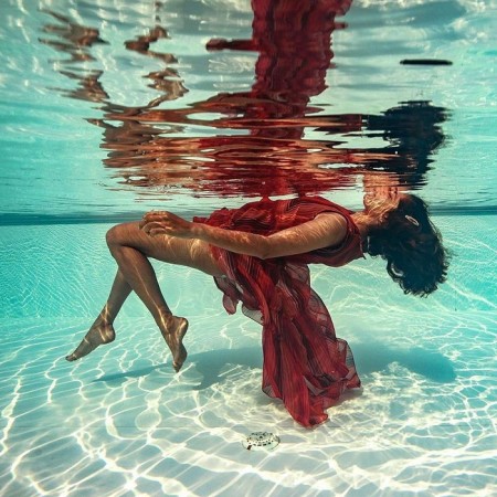 'Sacred Games' star gets her photoshoot underwater