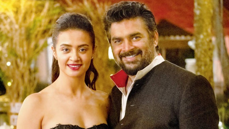 During the interview, Surveen Chawla said such a thing in front of R Madhavan