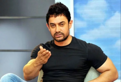 आमिर खान को देखने के लिए मची भगदड़, मुसीबत में फंसा अभिनेता