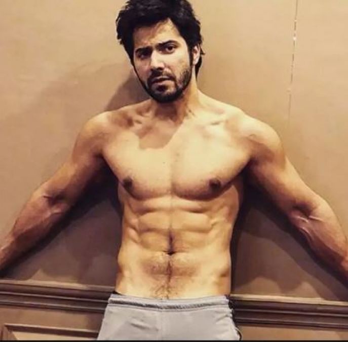 Varun Dhawan Xxxxx Sexy Video - Varun Dhawan seen sweating in the gym, will be shocked to see the video |  NewsTrack English 1
