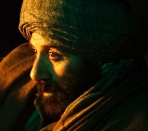 Sunny Deol completes first schedule of Ghadar 2, shares his look