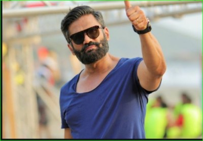 Suniel Shetty considers dressing sense of these two stars to be the best in B Town
