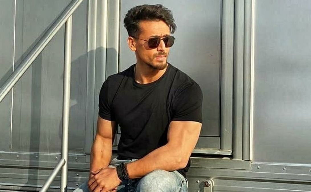 This cute video of actor Tiger Shroff goes viral, watch it here ...