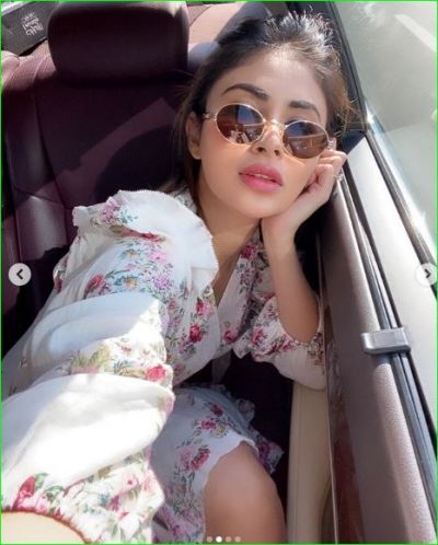 Mouni Roy makes everyone crazy with her new photos, Check out here