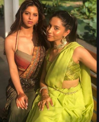 Shahrukh Khan's daughter Suhana Khan is creating uproar with her pictures on Instagram, See here