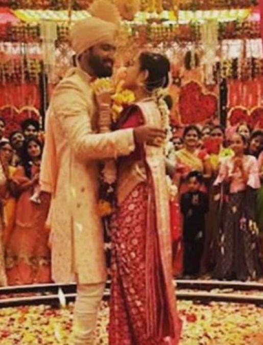 Vicky Kaushal was seen getting married to Sara, pictures created a sensation