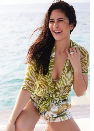 Katrina arrives in Maldives alone, shares beautiful pictures laughing