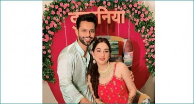 Rahul couldn't stop himself from singing after seeing mehndi in Disha's hands, video goes viral