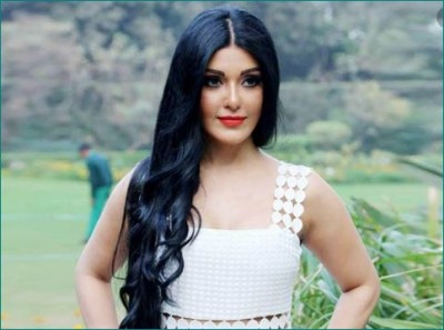 Koena Mitra furious on YouTube channel, says 