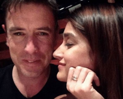 For the first time after the announcement of pregnancy, Ileana shared a picture with her boyfriend