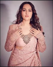 After the warrant was issued, Sonakshi broke the silence, said- 