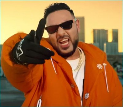 Badshah expresses happiness on having roof over his head