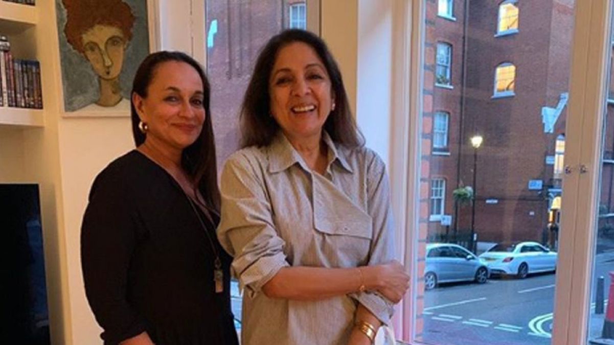 Alia's mother enjoys London vacations with Neena Gupta, shares photo!