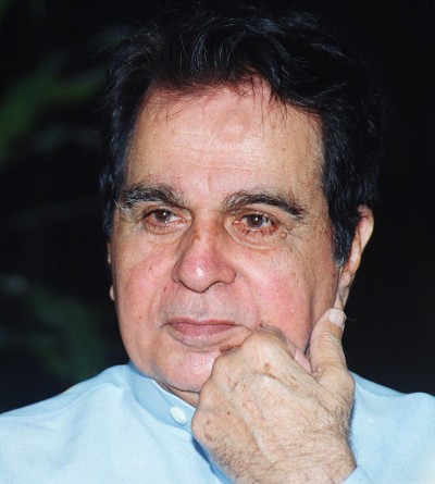 Dilip Kumar shared a throwback photo with Nargis, asking fans, 'Do you know when..?