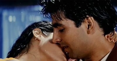 In the song 'Tip Tip Barsa Pani' recreate this actress to romance with Akshay!