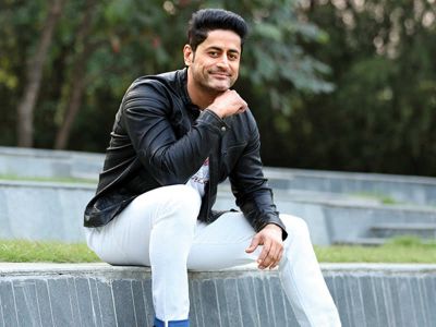 As an actor, giving political statements is different: Mohit Raina