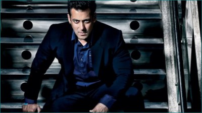Salman Khan charges huge payment for new phone Ad shoot